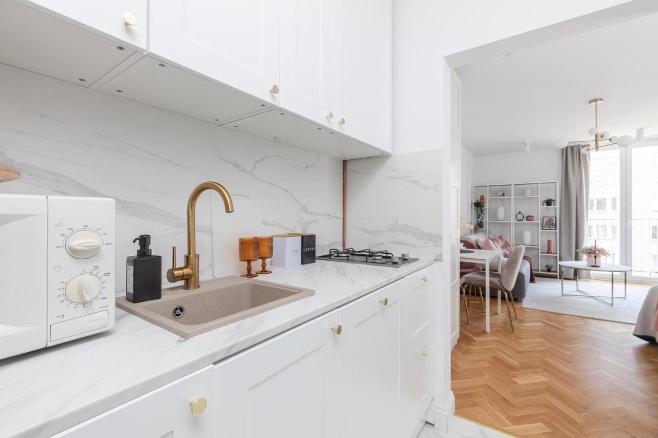 Superapart Dyminska 6 Lägenhet Warszawa Exteriör bild